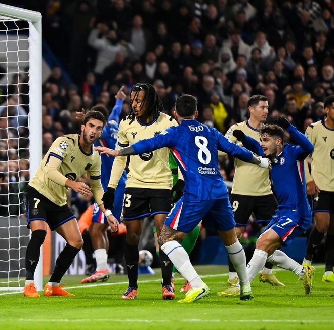 切尔西主场失利，遭遇马德里竞技强势(切尔西主场失利,遭遇马德里竞技强势球员)